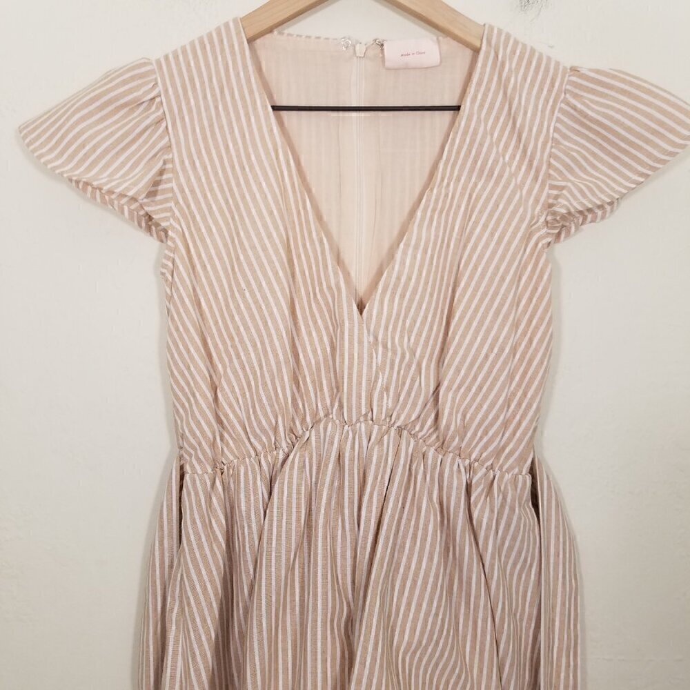 Showpo. Top It Off Pluge Tie Front V-Neck Striped Romper Size 2 - Picture 5 of 10